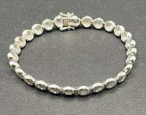 925 Sterling Silver Bracelet Round Cut CZ Cubic Zirconia Bezel Box Clasp
